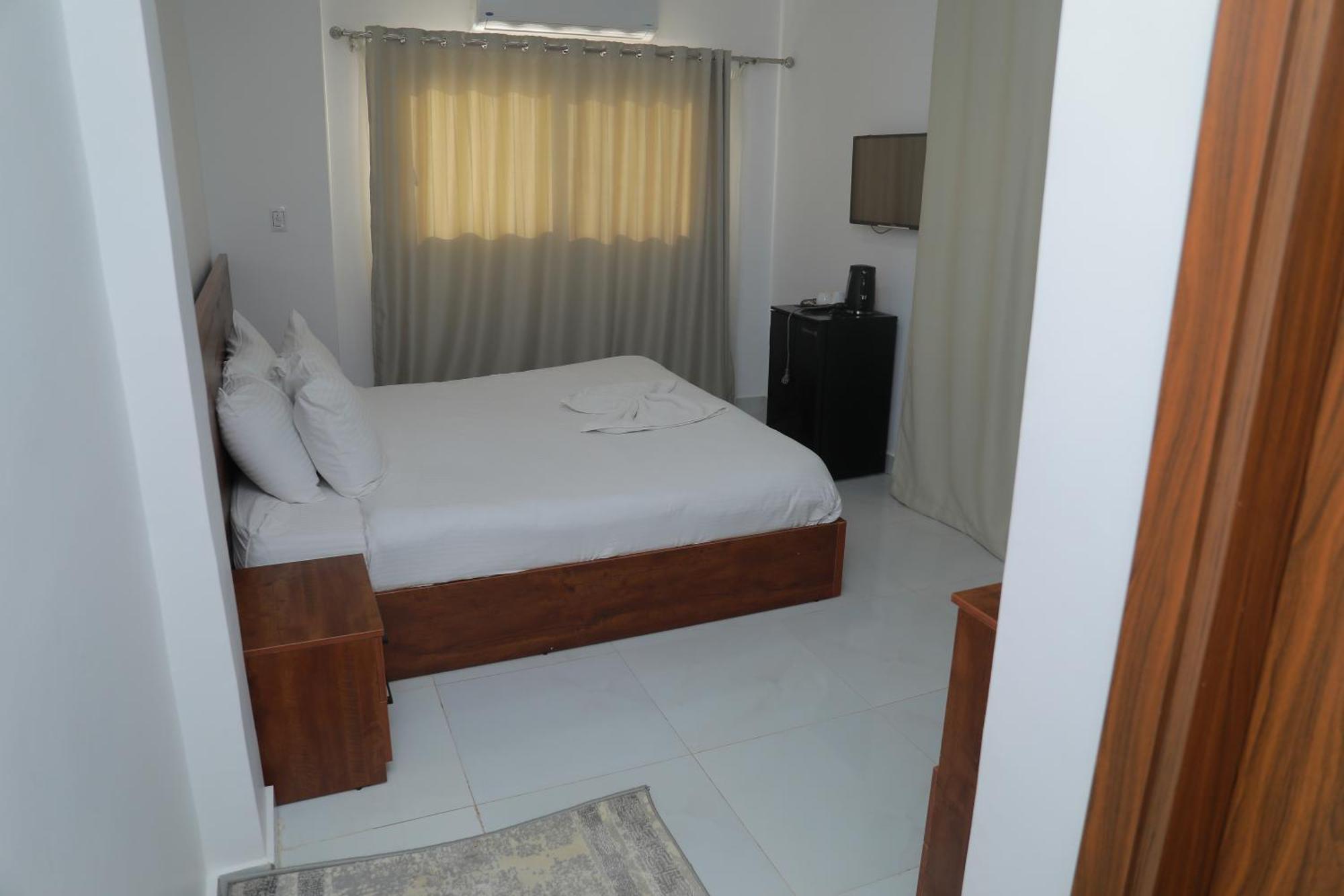 Prince Pyramids Inn Kafrat al Jabal Bagian luar foto