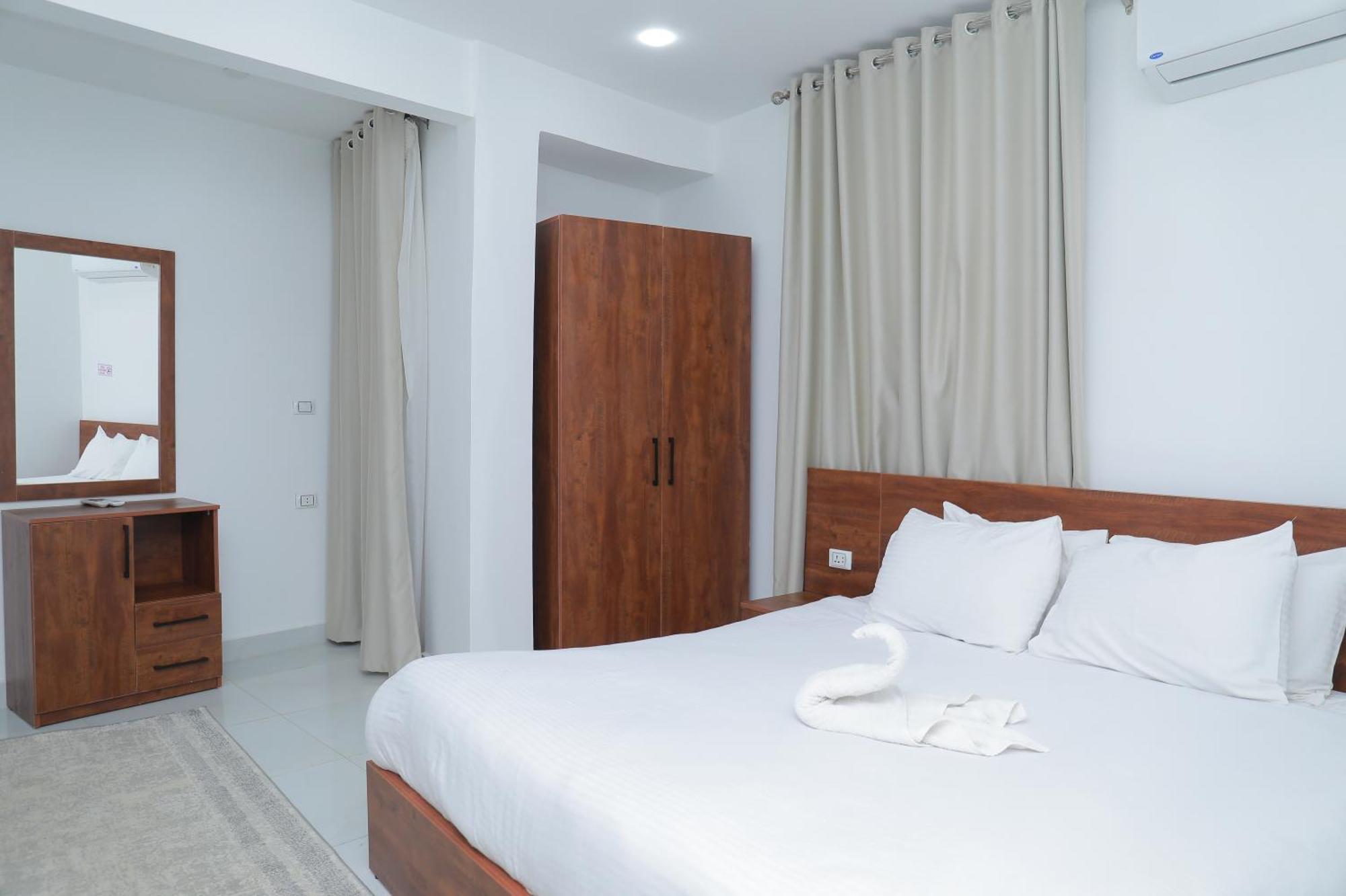 Prince Pyramids Inn Kafrat al Jabal Bagian luar foto