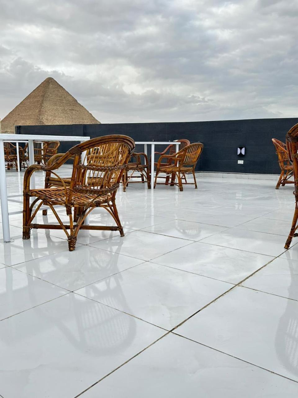 Prince Pyramids Inn Kafrat al Jabal Bagian luar foto