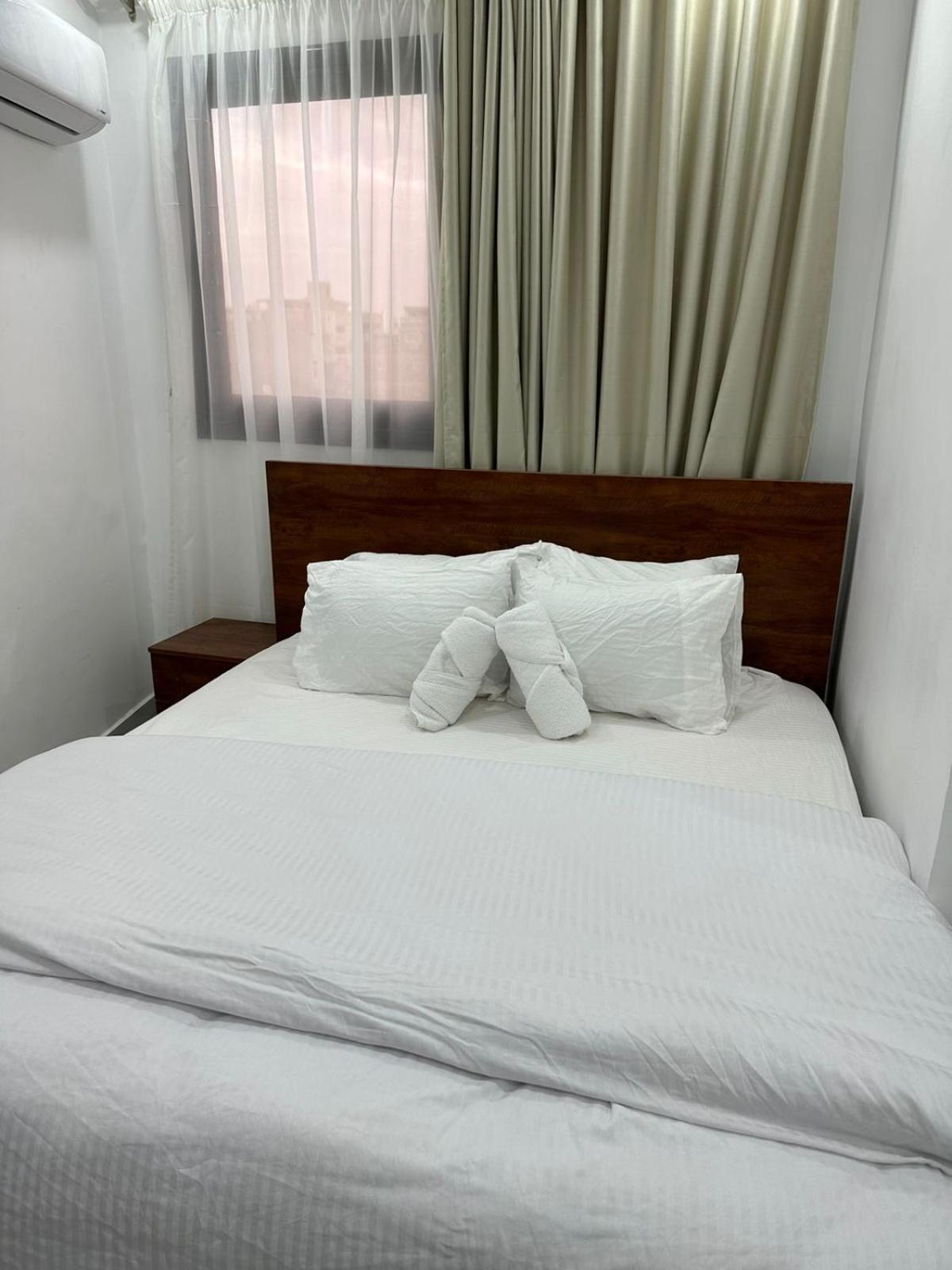 Prince Pyramids Inn Kafrat al Jabal Bagian luar foto