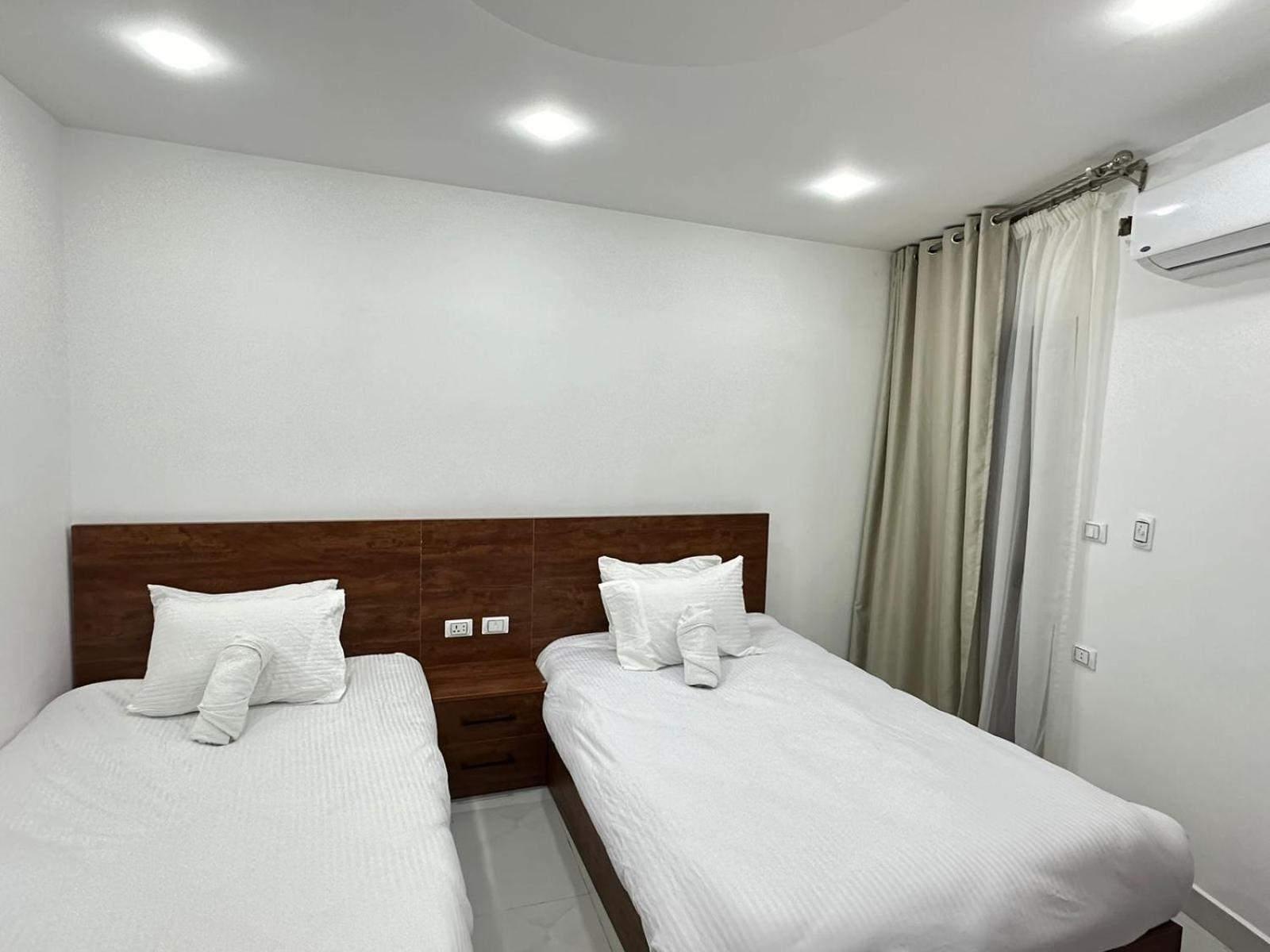 Prince Pyramids Inn Kafrat al Jabal Bagian luar foto