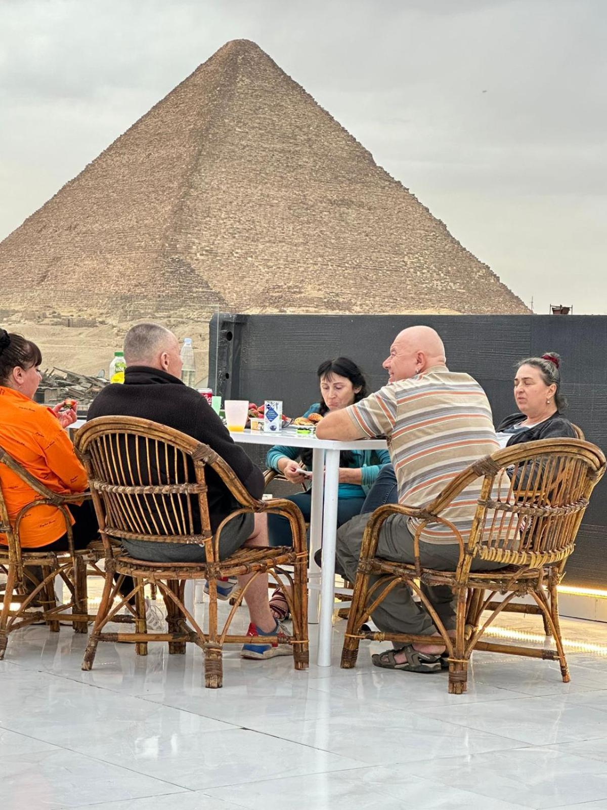 Prince Pyramids Inn Kafrat al Jabal Bagian luar foto